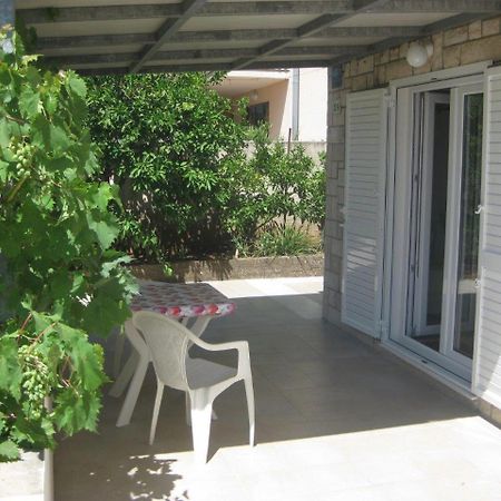 Apartments Marinko สตารีกราด ภายนอก รูปภาพ