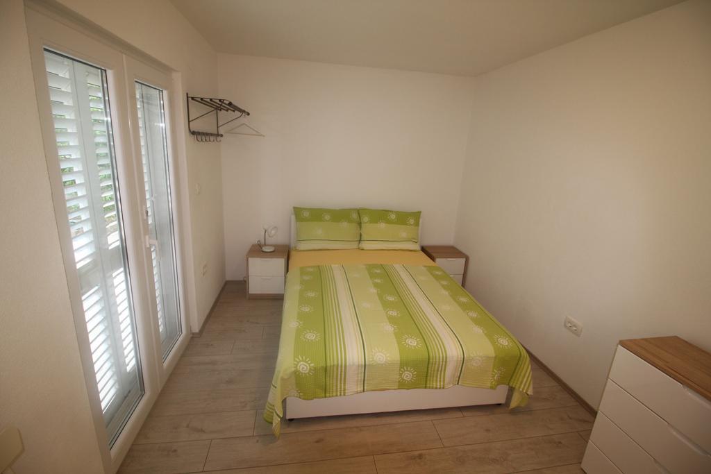 Apartments Marinko สตารีกราด ภายนอก รูปภาพ
