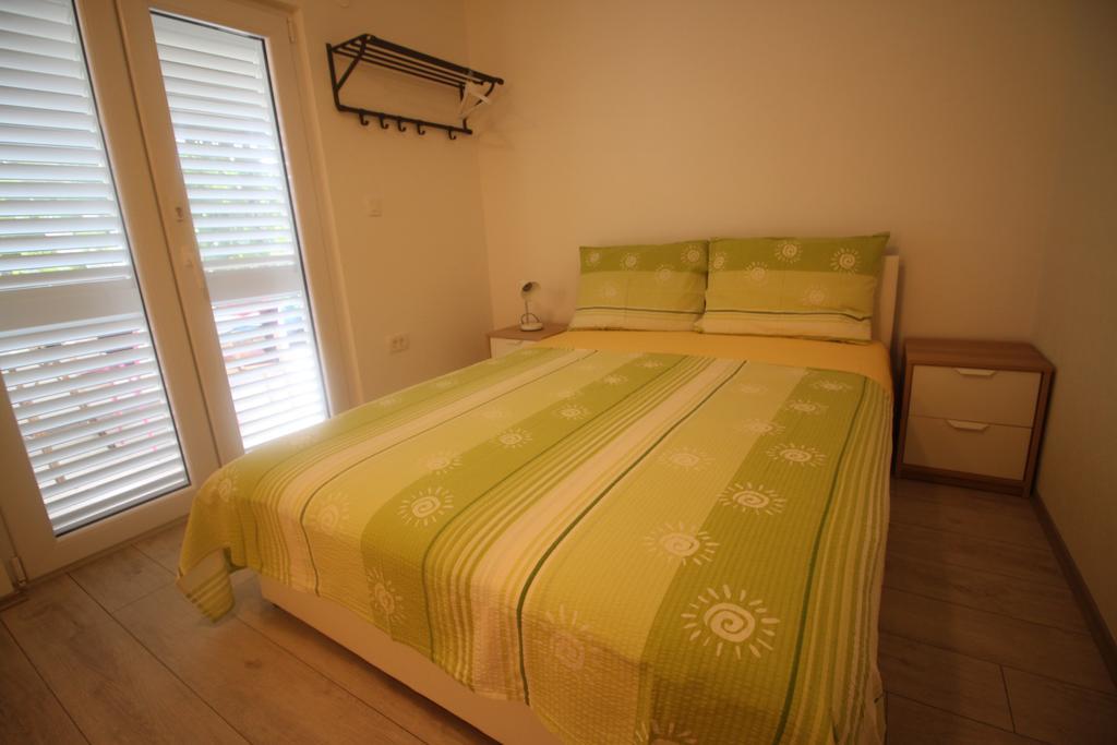 Apartments Marinko สตารีกราด ภายนอก รูปภาพ