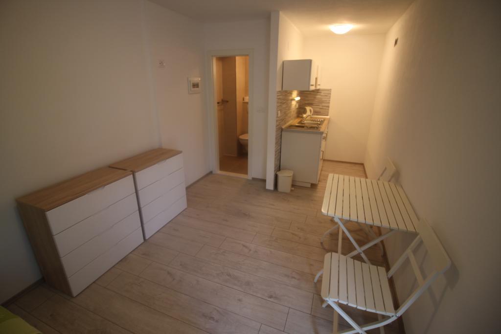 Apartments Marinko สตารีกราด ภายนอก รูปภาพ