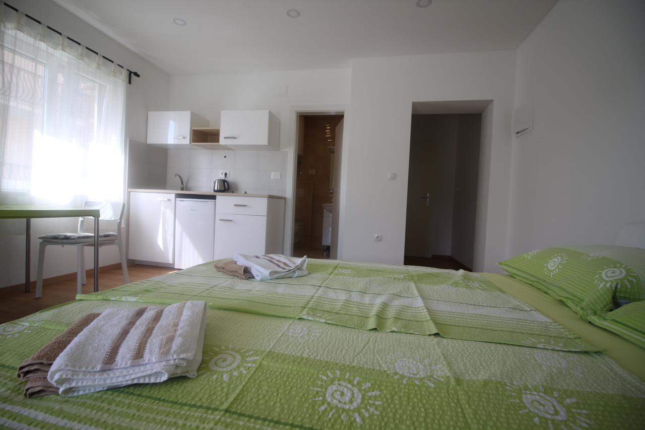 Apartments Marinko สตารีกราด ภายนอก รูปภาพ