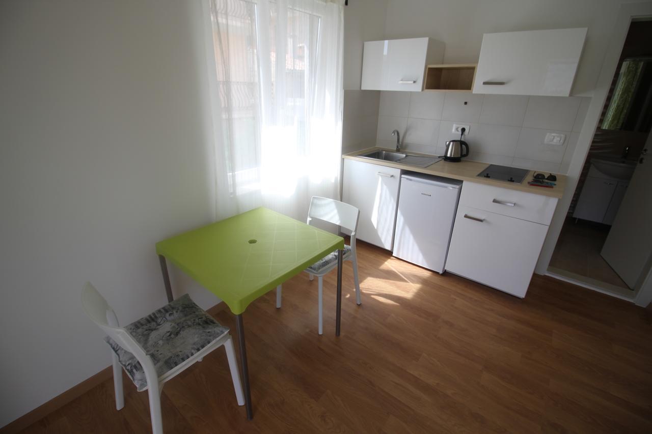 Apartments Marinko สตารีกราด ภายนอก รูปภาพ