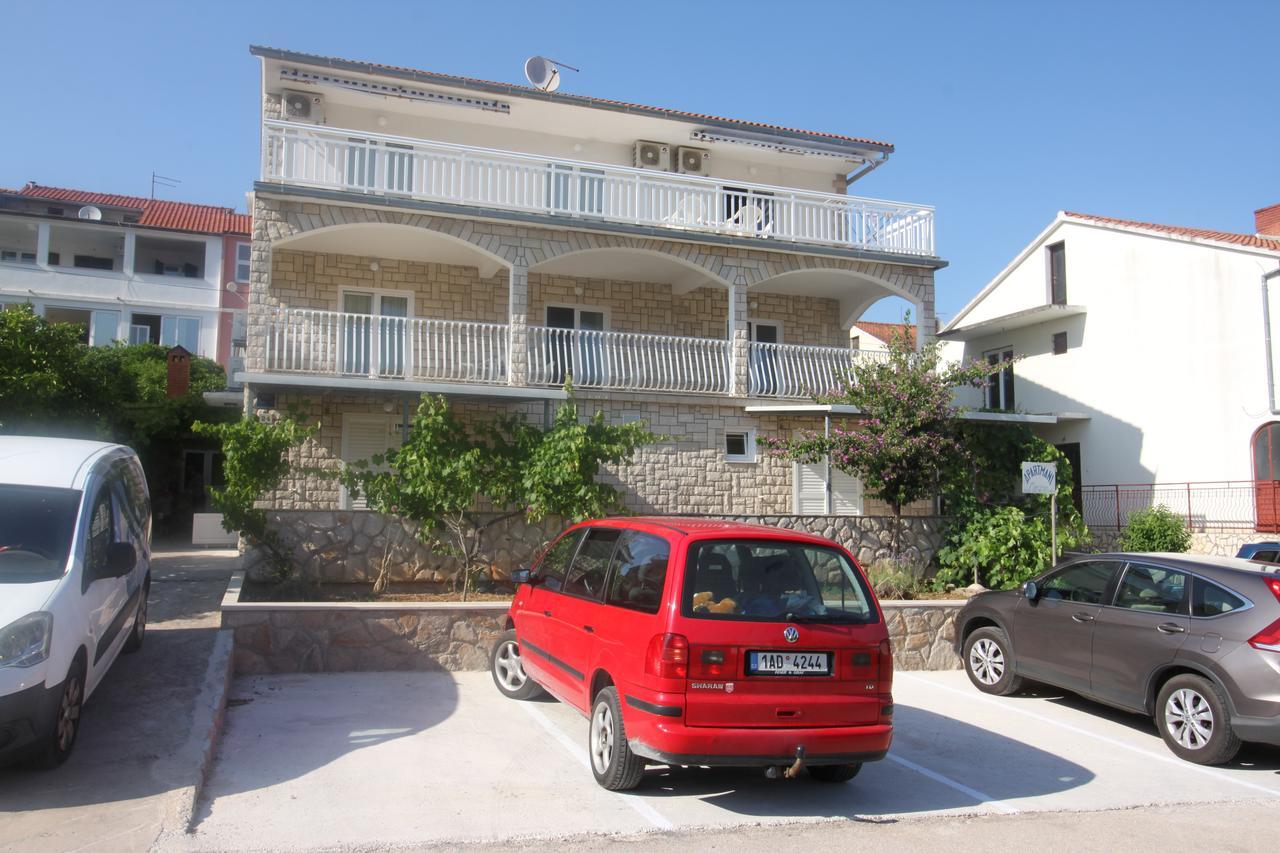 Apartments Marinko สตารีกราด ภายนอก รูปภาพ