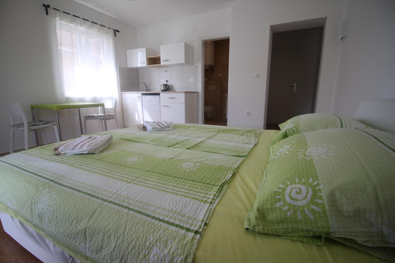 Apartments Marinko สตารีกราด ภายนอก รูปภาพ