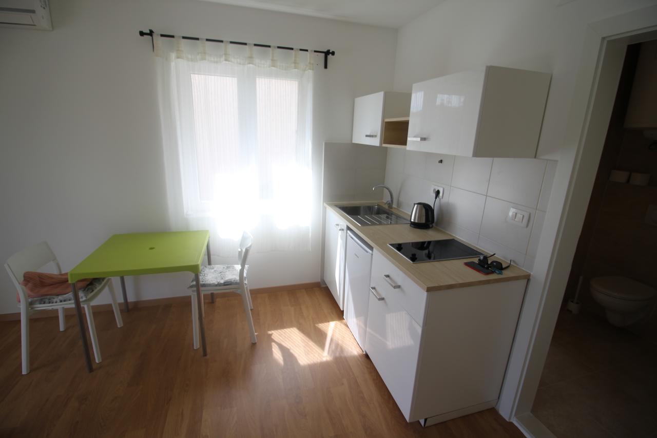 Apartments Marinko สตารีกราด ภายนอก รูปภาพ